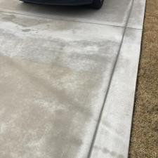 Concrete-Driveway-Pressure-Washing-in-Red-Oak-NC 8